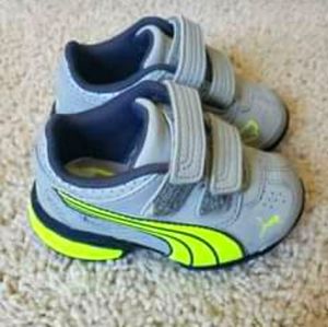 Size 4 Toddler Puma Sneakers